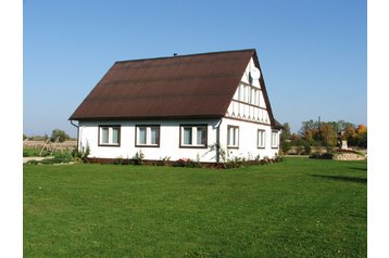 Latvien Privát Jauncode, Exterieur